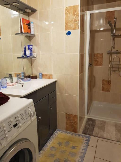 Appartement Rdc Avec Terrasse Epinac-les-Mines Екстериор снимка