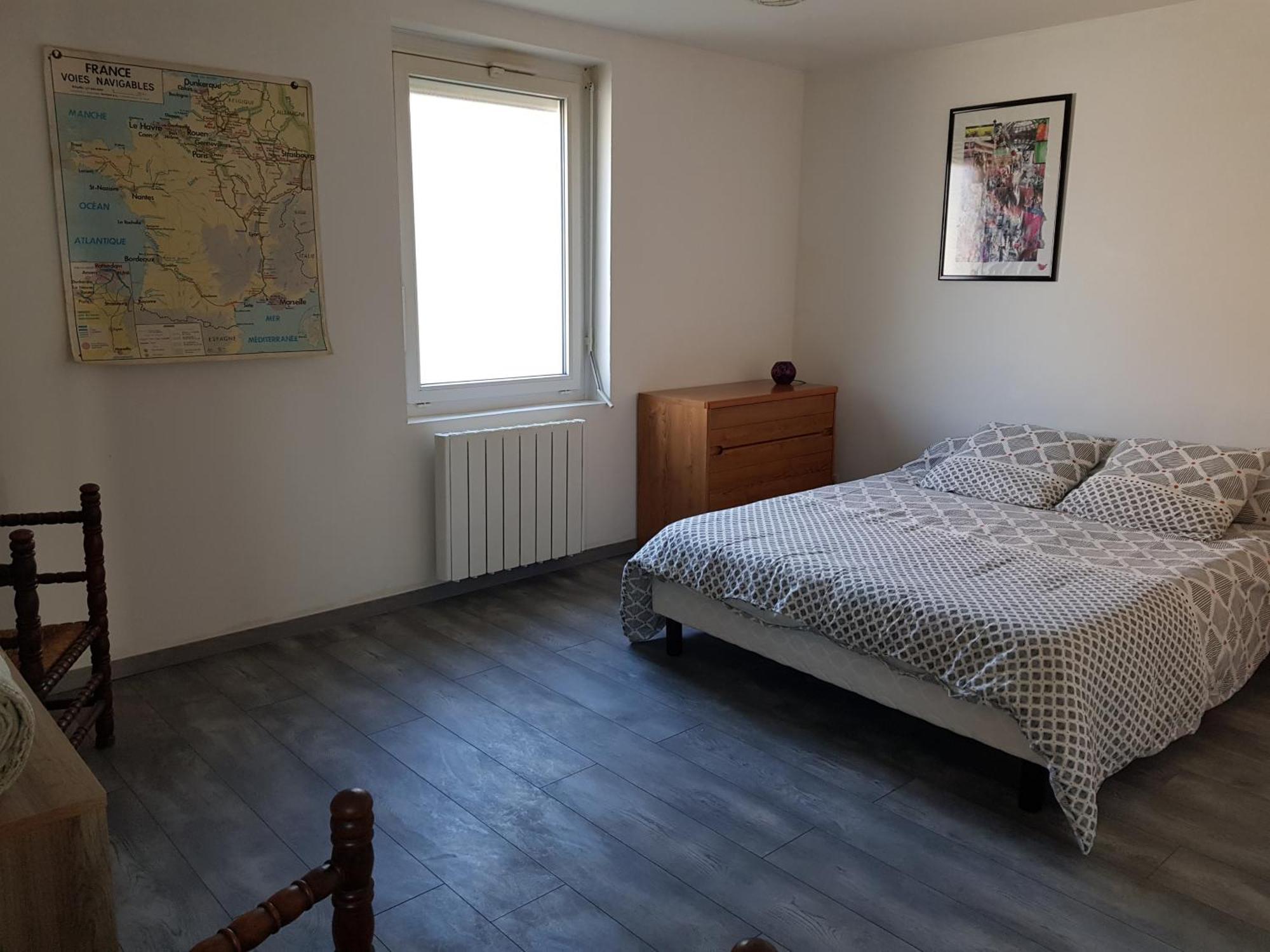 Appartement Rdc Avec Terrasse Epinac-les-Mines Екстериор снимка